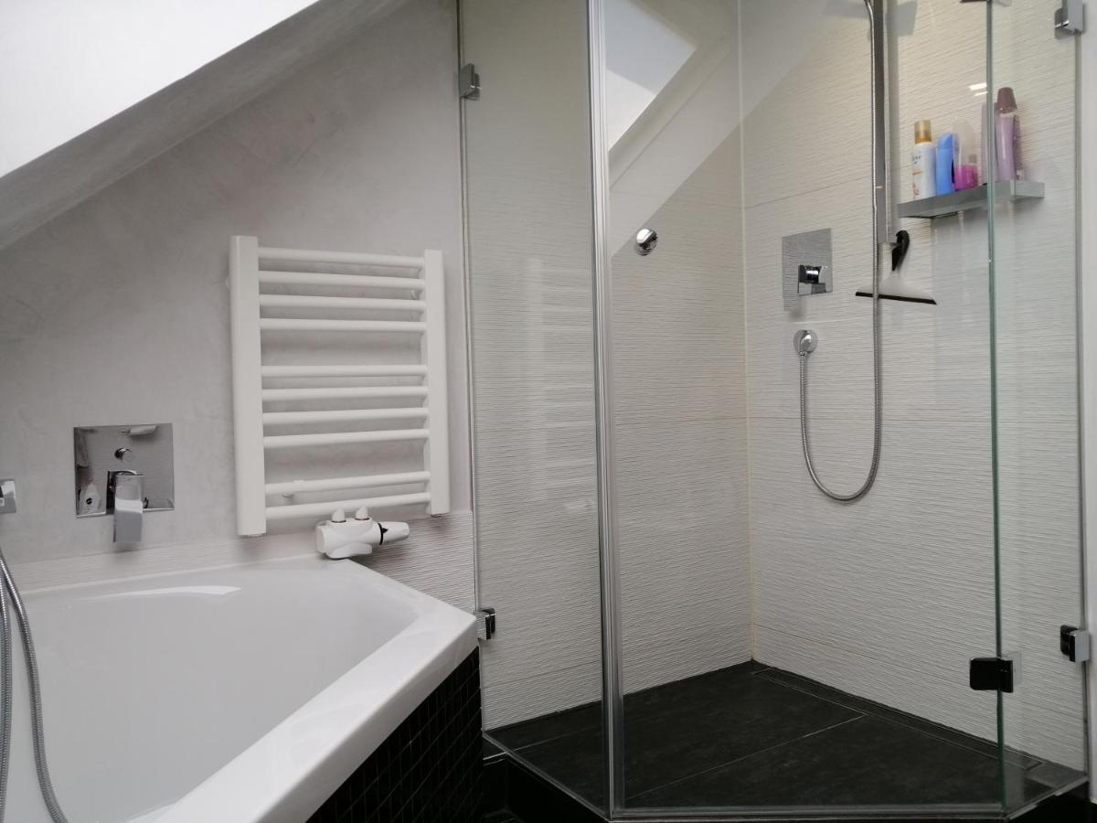 Ruhige Wohnung in der Nähe von Frankfurt Kelkheim Exterior foto