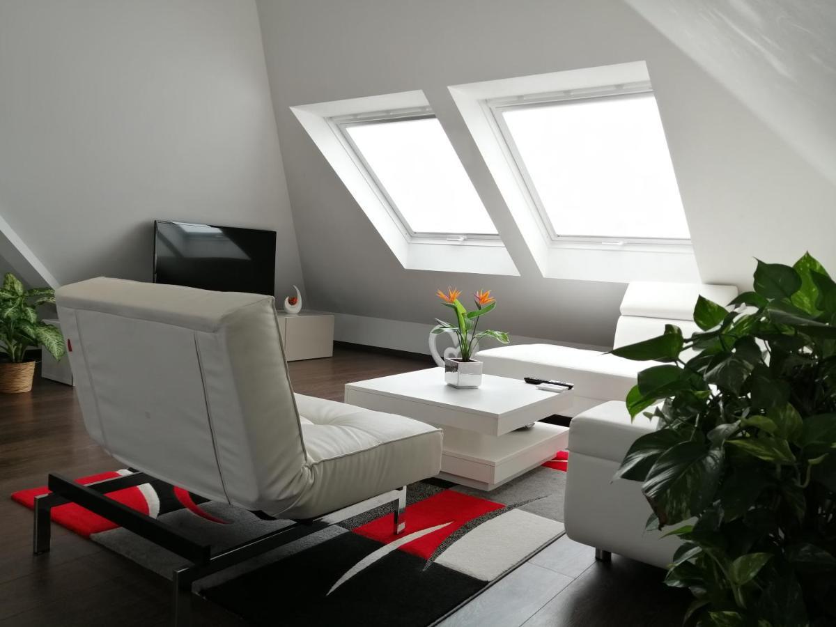 Ruhige Wohnung in der Nähe von Frankfurt Kelkheim Exterior foto